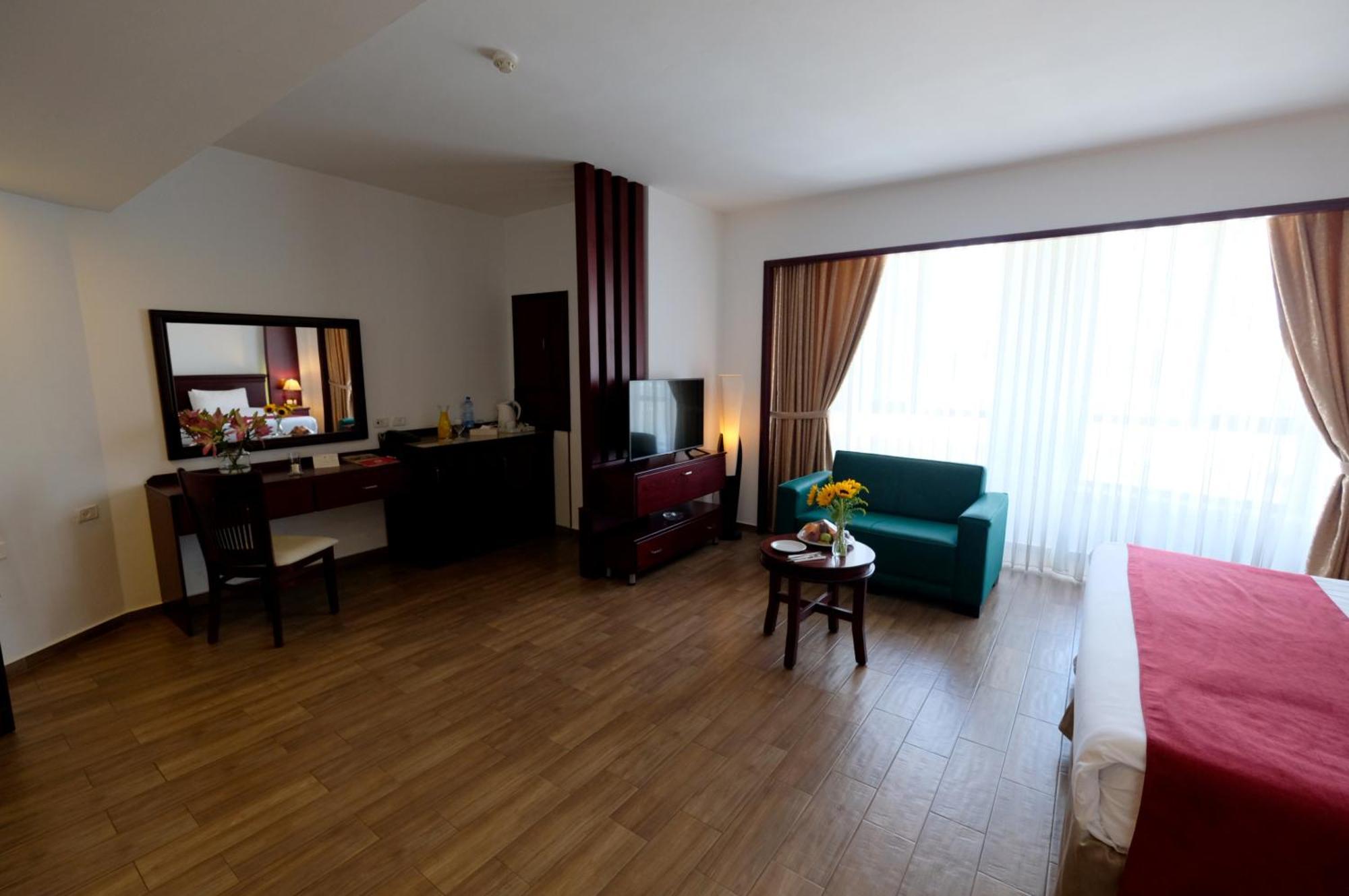 City Inn Palace Hotel Ramallah Buitenkant foto